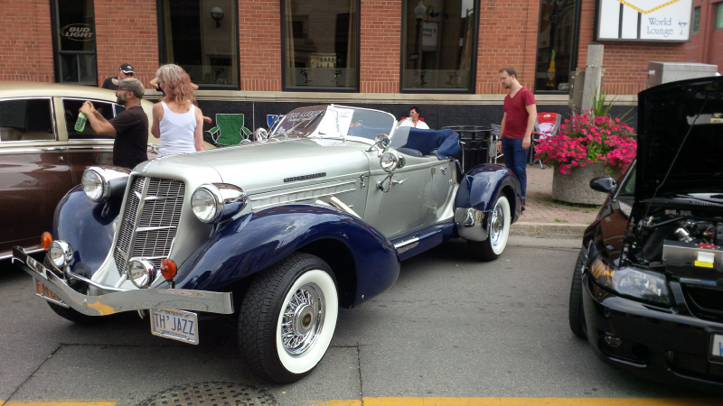 Illustration for article titled Mini Car Show Dump Top 5 Photos